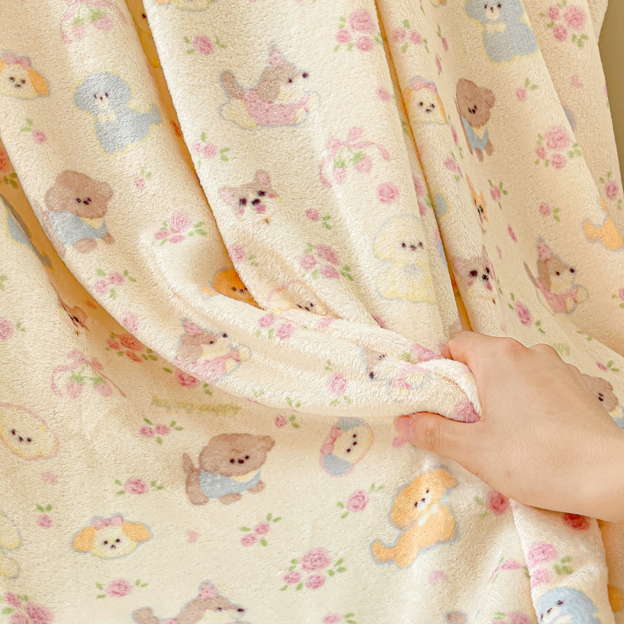 91家纺网 家纺一手货源 找家纺 Mata蔓塔家 2025新款四季款双面印花牛奶绒午休毯毛毯毯子空调毯 小狗团子