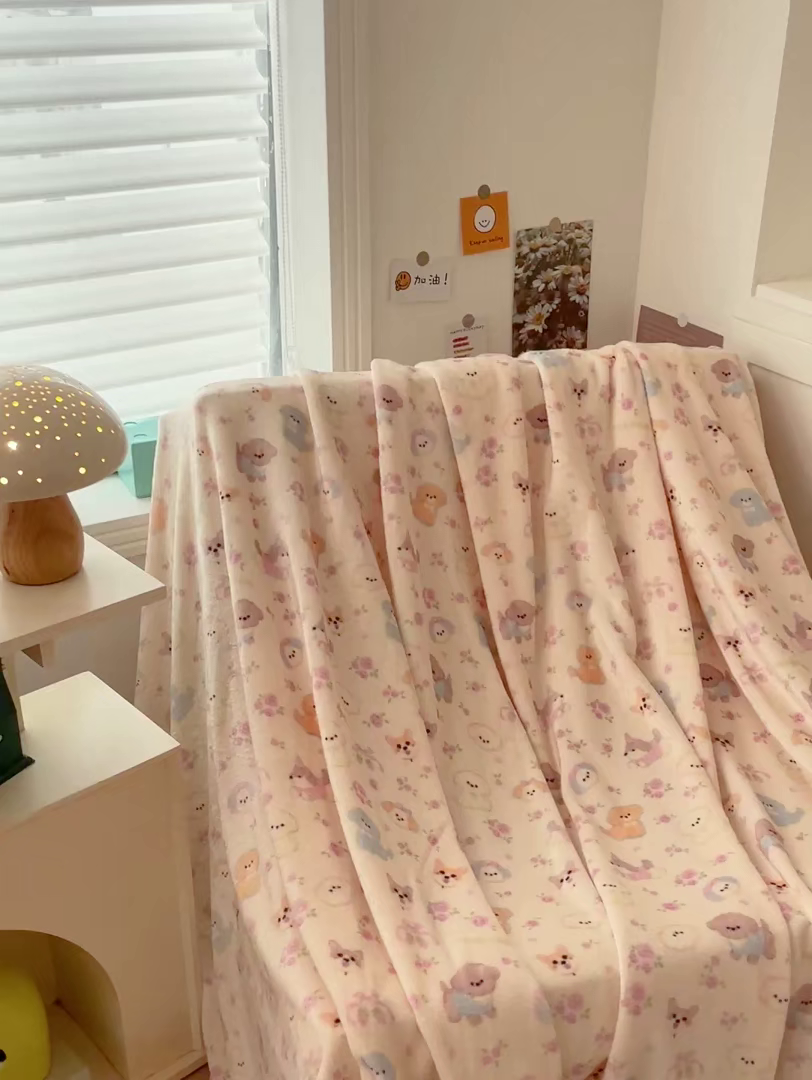 91家纺网 家纺一手货源 找家纺 Mata蔓塔家 2025新款四季款双面印花牛奶绒午休毯毛毯毯子空调毯 小狗团子