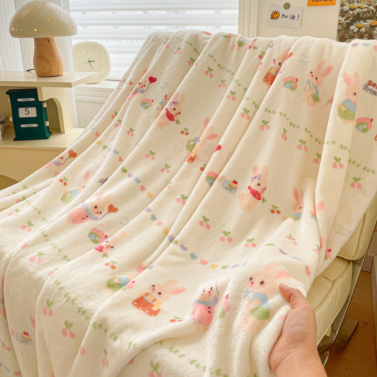 91家纺网 家纺一手货源 找家纺 Mata蔓塔家 2025新款四季款双面印花牛奶绒午休毯毛毯毯子空调毯 小兔胡萝卜