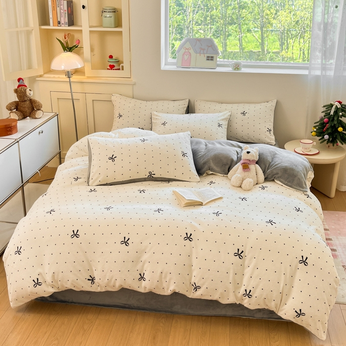 91家纺网 家纺一手货源 找家纺 贝扬思家纺 2025新款软fufu加厚保暖可爱系简约牛奶绒套件系列（小红书推荐）（提供买家秀） 蝴蝶点点心