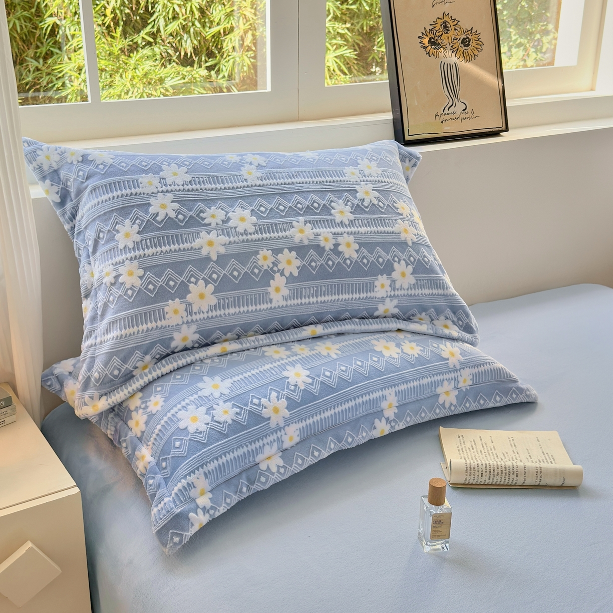 91家纺网 家纺一手货源 找家纺 娜娜 2025新款高克重牛奶绒百花齐放系列单品枕套 百花齐放-蓝