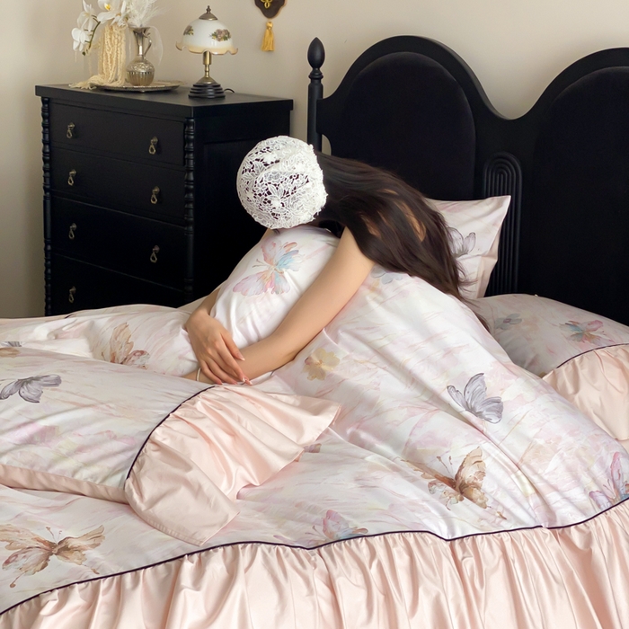 91家纺网 家纺一手货源 找家纺 云栖家居 2025新款纯棉全棉法式高支数码印花长绒棉四件套-墨蝶 墨蝶-粉