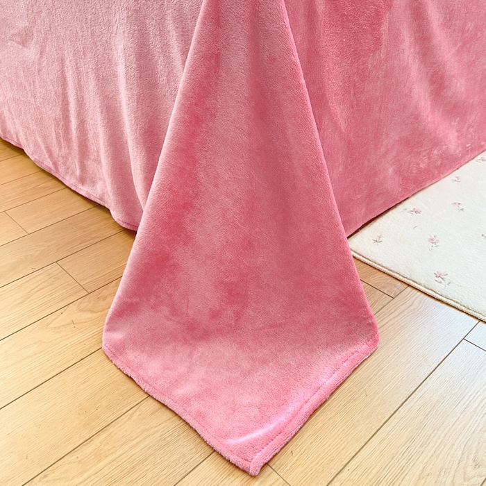 91家纺网 家纺一手货源 找家纺 贝扬思家纺 2025新款软fufu加厚保暖可爱系简约牛奶绒套件系列（小红书推荐）（提供买家秀） 黑珍珠