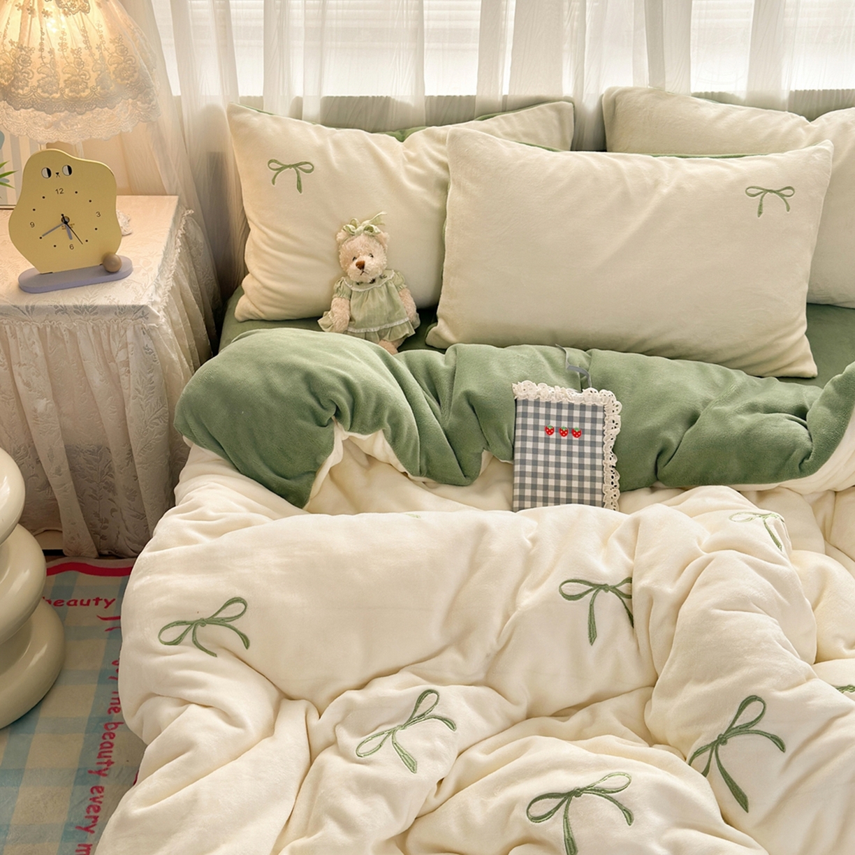 91家纺网 家纺一手货源 找家纺 （总）娜娜 2025新款高克重牛奶绒同心结系列四件套