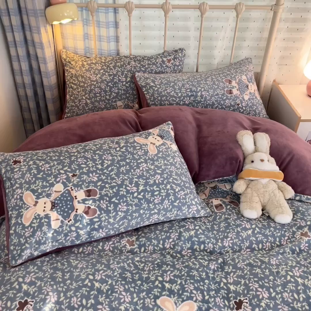 91家纺网 家纺一手货源 找家纺 （总）贝扬思家纺 2025新款软fufu加厚保暖可爱系牛奶绒宿舍床套件系列（小红书推荐）（提供买家秀）