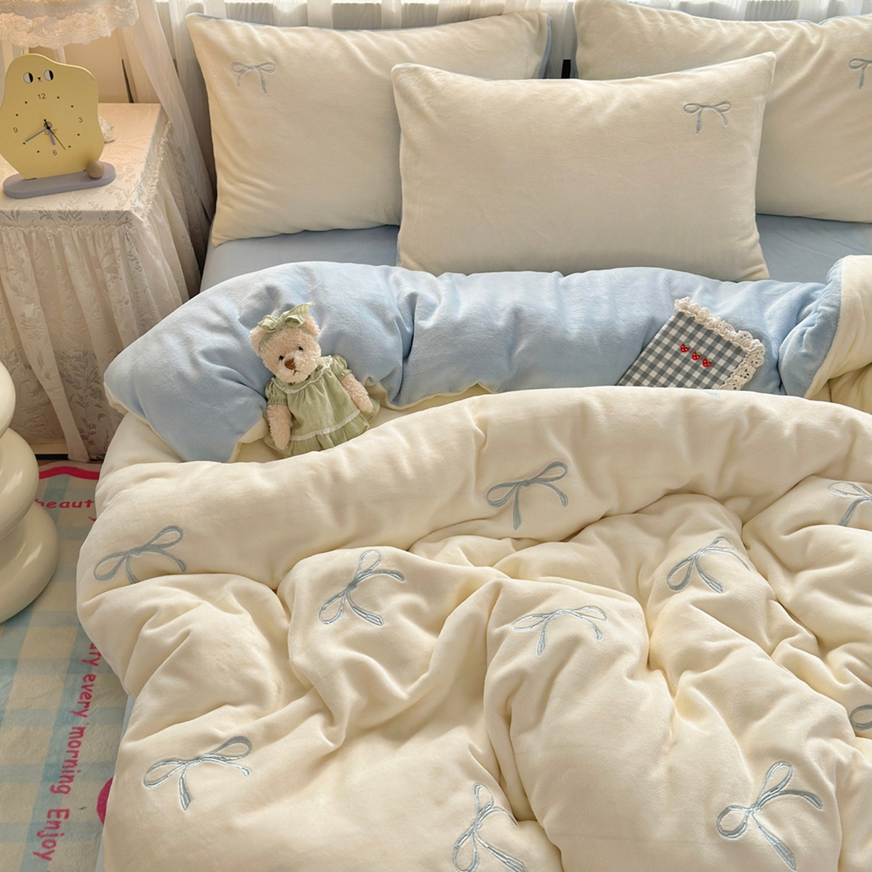 娜娜 2025新款高克重牛奶绒同心结系列单品被套 同心结奶昔白+天空蓝