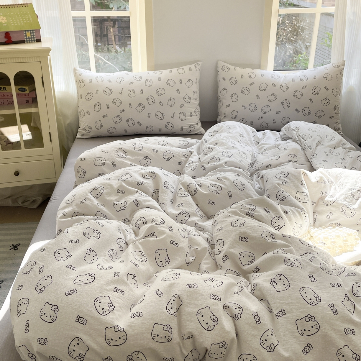 91家纺网 家纺一手货源 找家纺 铺尚美家纺 2025新款云感提花双层纱系列 猫咪恋人