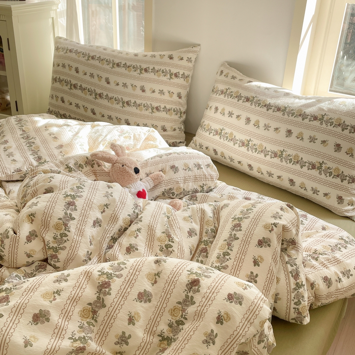 91家纺网 家纺一手货源 找家纺 铺尚美家纺 2025新款云感提花双层纱系列 玫瑰哒