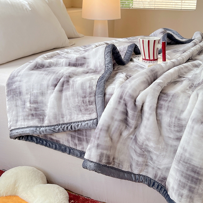 91家纺网 家纺一手货源 找家纺 凯轩毛毯网销专供 2025新款双层学生云毯毛毯保暖毯 佳丽-灰