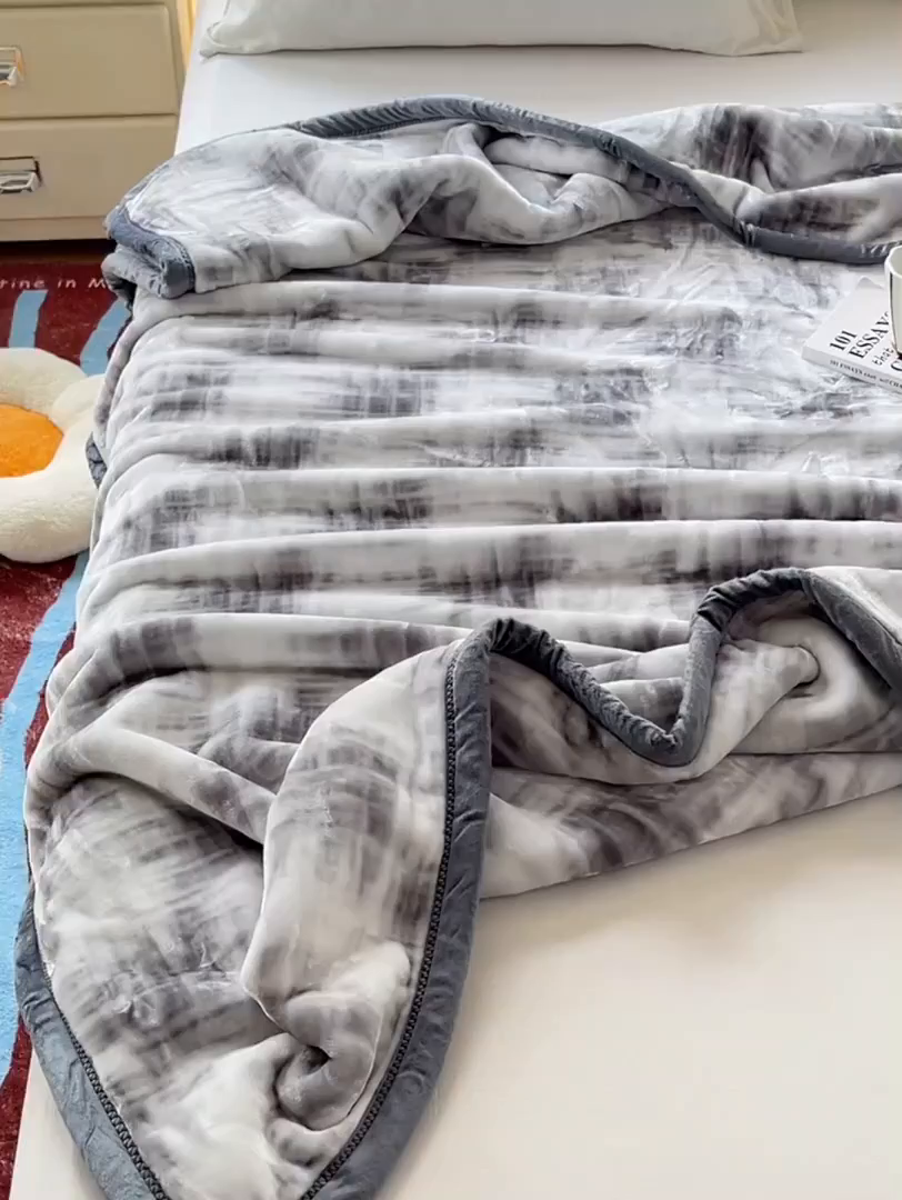 91家纺网 家纺一手货源 找家纺 凯轩毛毯网销专供 2025新款双层学生云毯毛毯保暖毯 佳丽-灰