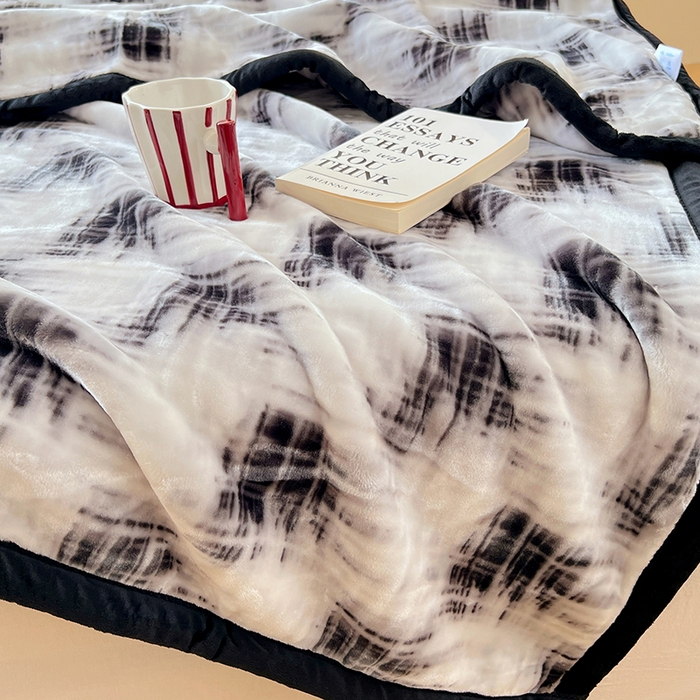 91家纺网 家纺一手货源 找家纺 凯轩毛毯网销专供 2025新款双层学生云毯毛毯保暖毯 佳丽-黑