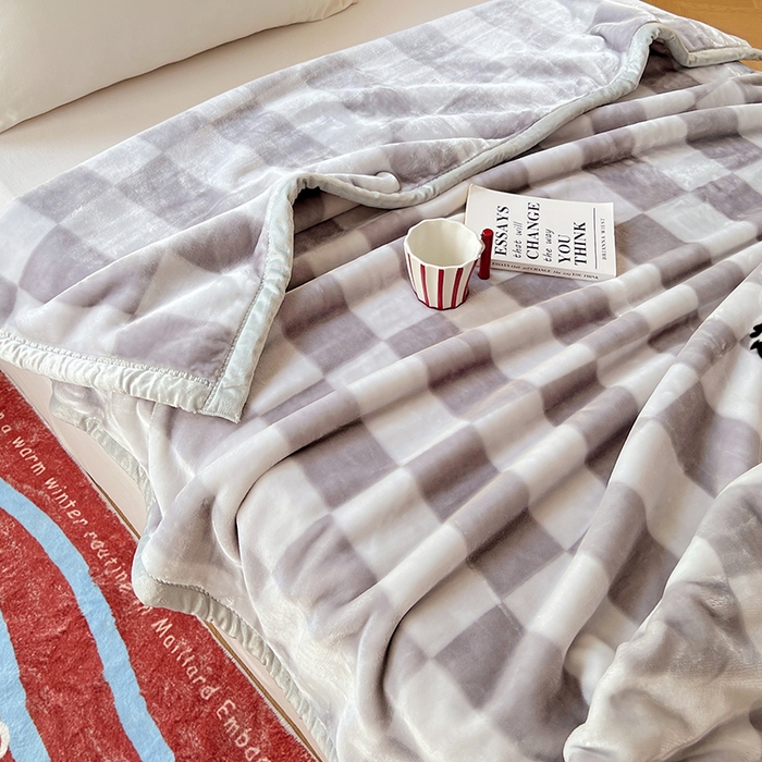 91家纺网 家纺一手货源 找家纺 凯轩毛毯网销专供 2025新款双层学生云毯毛毯保暖毯 炸毛狗狗