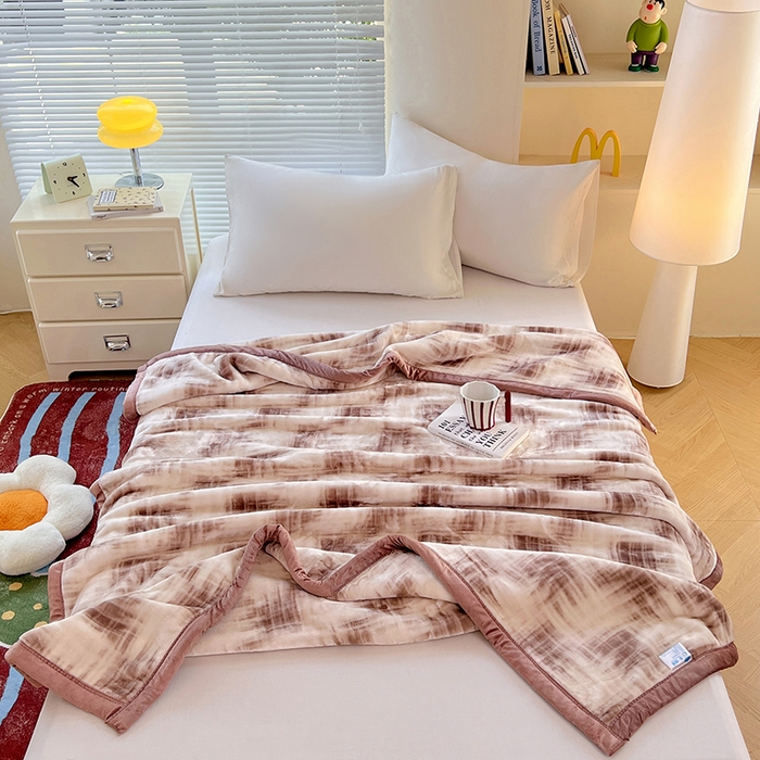 91家纺网 家纺一手货源 找家纺 凯轩毛毯网销专供 2025新款双层学生云毯毛毯保暖毯 佳丽-卡其