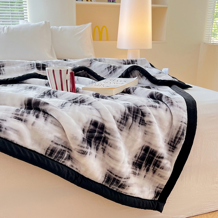 91家纺网 家纺一手货源 找家纺 凯轩毛毯网销专供 2025新款双层学生云毯毛毯保暖毯 佳丽-黑