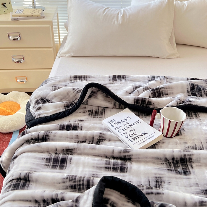 91家纺网 家纺一手货源 找家纺 凯轩毛毯网销专供 2025新款双层学生云毯毛毯保暖毯 佳丽-黑