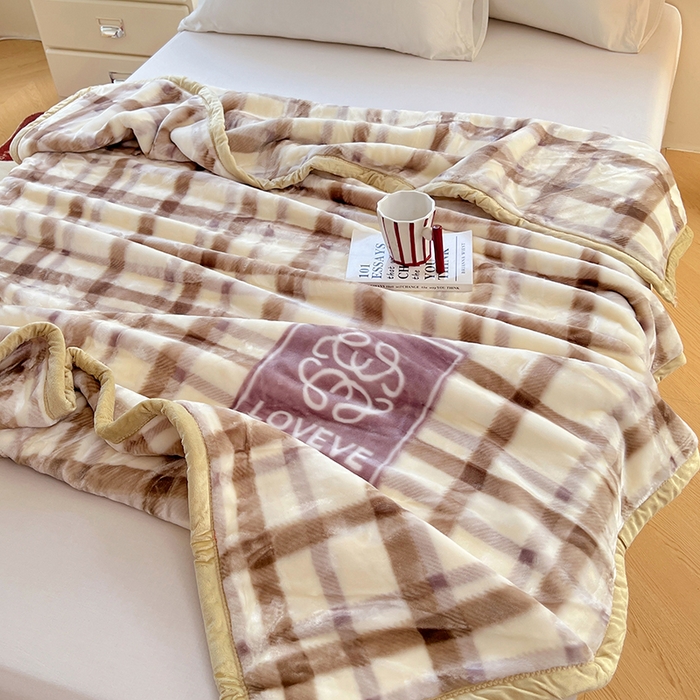 91家纺网 家纺一手货源 找家纺 凯轩毛毯网销专供 2025新款双层学生云毯毛毯保暖毯 格洛米