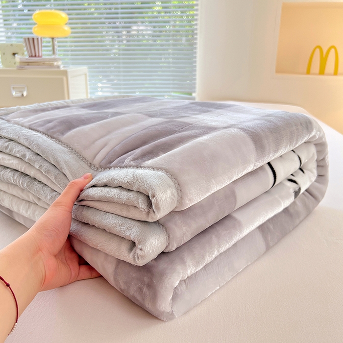 91家纺网 家纺一手货源 找家纺 凯轩毛毯网销专供 2025新款双层学生云毯毛毯保暖毯 炸毛狗狗