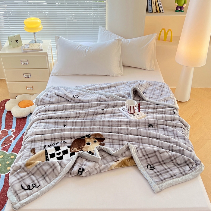 91家纺网 家纺一手货源 找家纺 凯轩毛毯网销专供 2025新款双层学生云毯毛毯保暖毯 爱心狗-灰