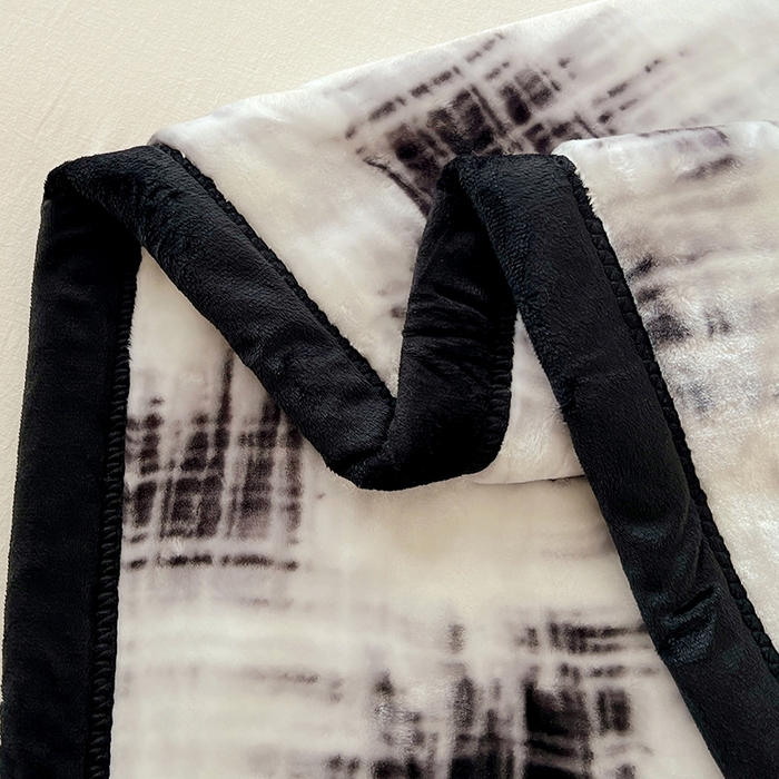 91家纺网 家纺一手货源 找家纺 凯轩毛毯网销专供 2025新款双层学生云毯毛毯保暖毯 佳丽-黑