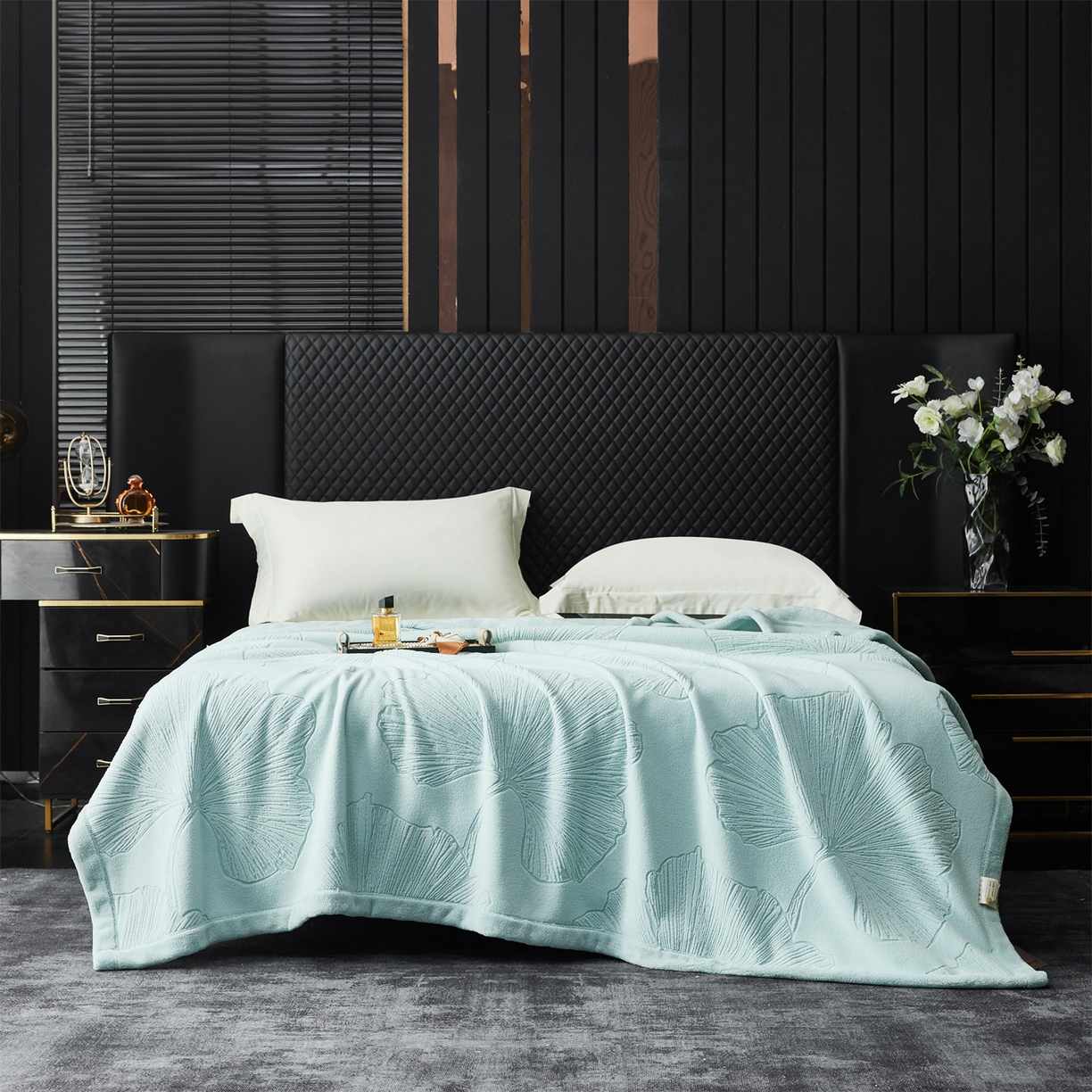 91家纺网 家纺一手货源 找家纺 凯轩毛毯网销专供 2025新款单层雕花毯毛毯婚庆毯保暖毯子 银杏叶 浅绿