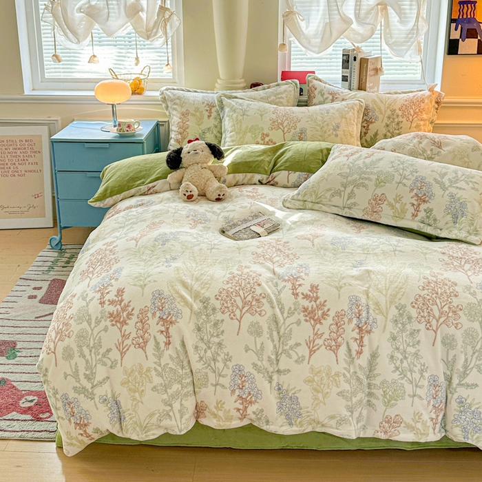 91家纺网 家纺一手货源 找家纺 卡普家居 2025新款加厚保暖牛奶绒系列--四件套 幽兰花谷