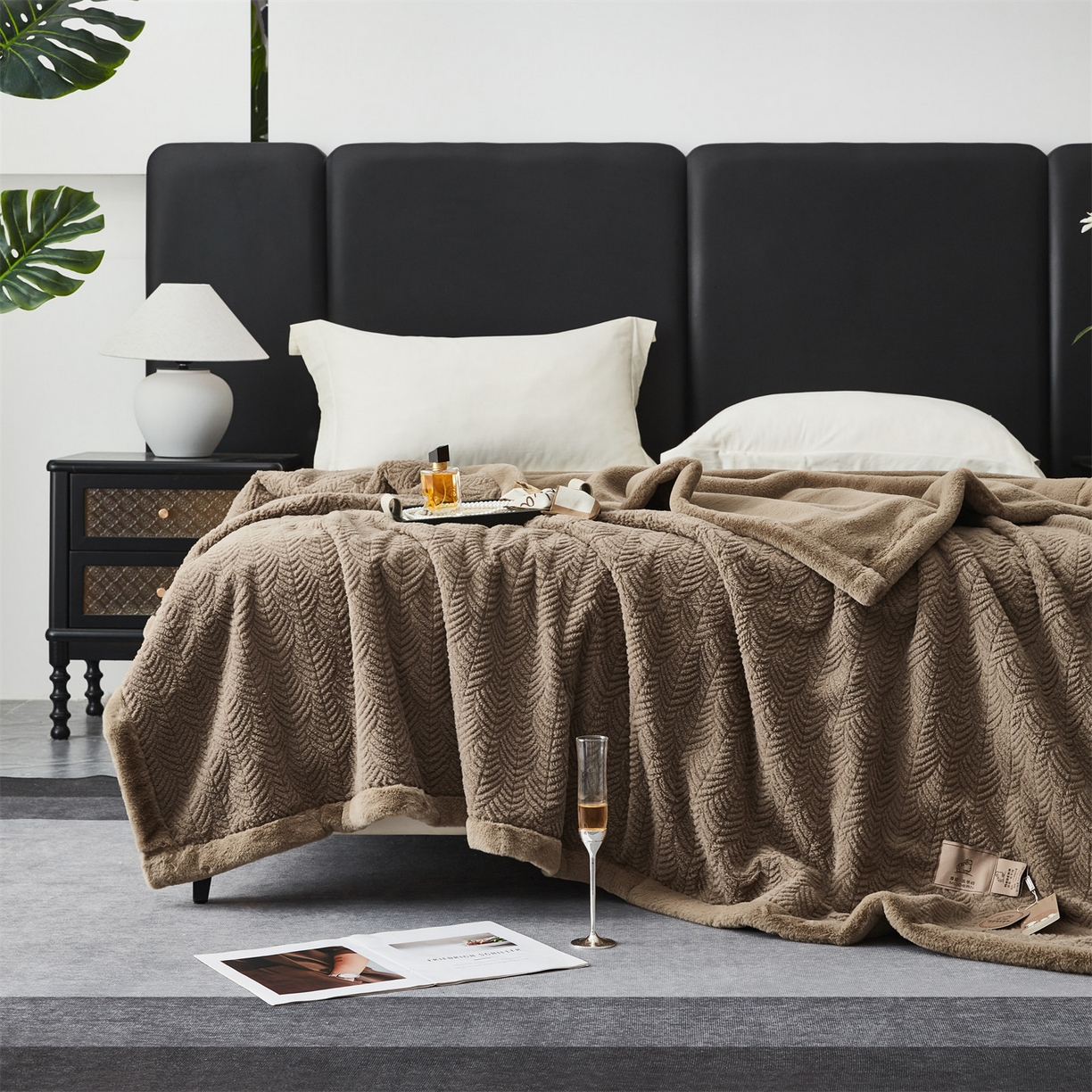 91家纺网 家纺一手货源 找家纺 凯轩毛毯网销专供 2025新款仿羔羊绒毯毛毯婚庆毯保暖毯子 驼色