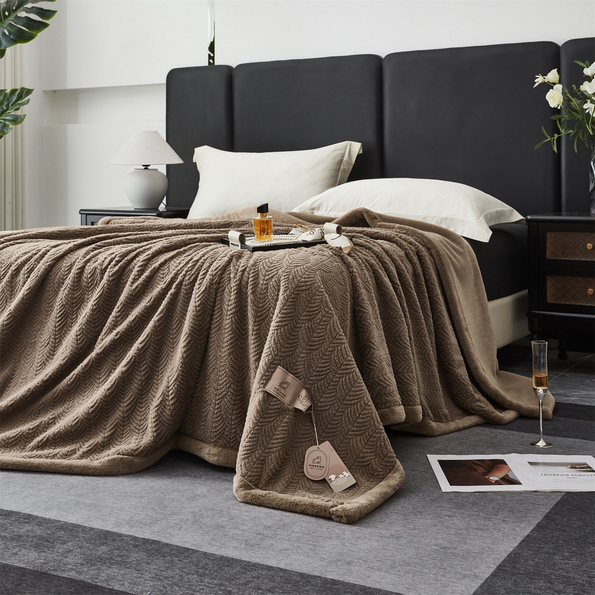 91家纺网 家纺一手货源 找家纺 凯轩毛毯网销专供 2025新款仿羔羊绒毯毛毯婚庆毯保暖毯子 驼色