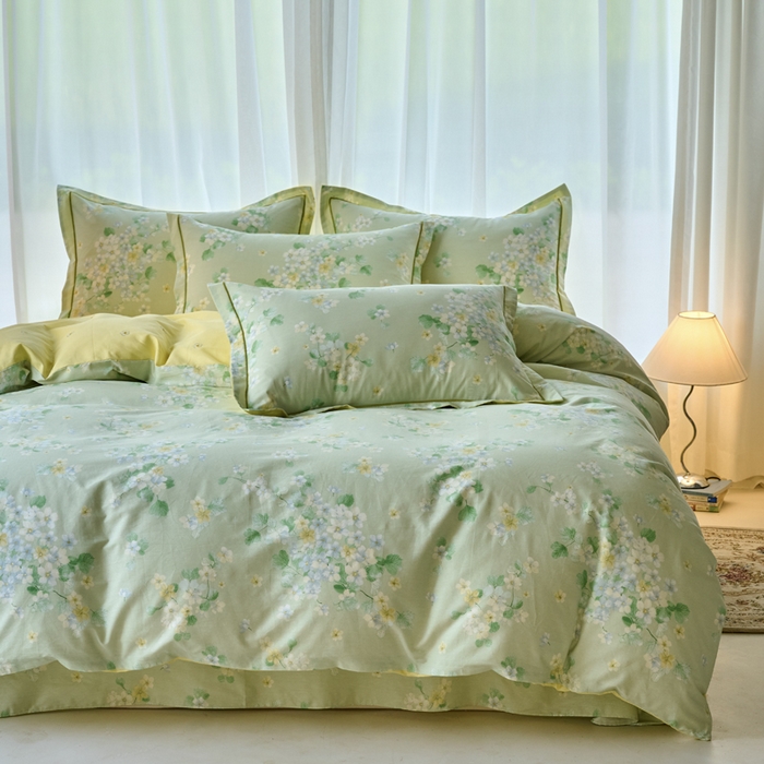 91家纺网 家纺一手货源 找家纺 铭博家纺 2025新款直播爆款100%全棉吊边一字绣工艺款13070印花全棉四件套花漫盈香