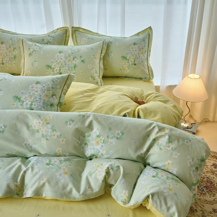 91家纺网 家纺一手货源 找家纺 铭博家纺 2025新款直播爆款100%全棉吊边一字绣工艺款13070印花全棉四件套花漫盈香