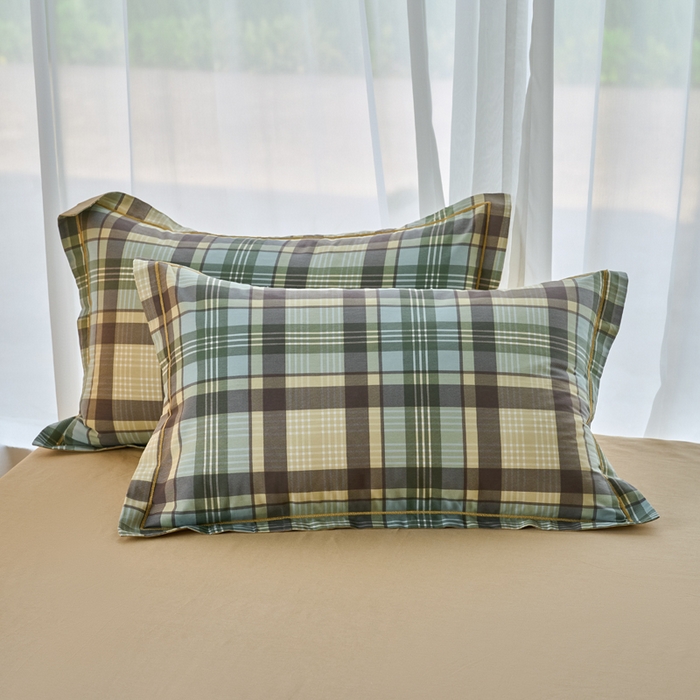 91家纺网 家纺一手货源 找家纺 铭博家纺 2025新款直播爆款100%全棉吊边一字绣工艺款13070印花全棉四件套言格论