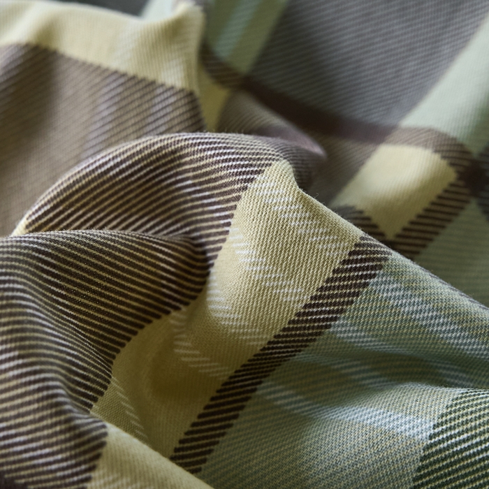 91家纺网 家纺一手货源 找家纺 铭博家纺 2025新款直播爆款100%全棉吊边一字绣工艺款13070印花全棉四件套言格论