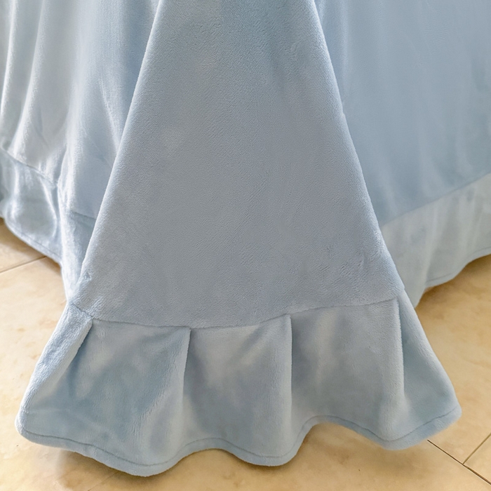 91家纺网 家纺一手货源 找家纺 美洲琳 2025新款高克重牛奶绒绣花四件套 手捧花-浅蓝