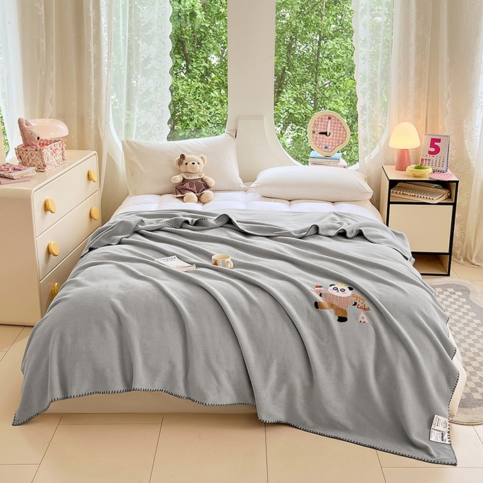 91家纺网 家纺一手货源 找家纺 （总）凯轩毛毯网销专供 2025新款仿羊绒贴布绣毛毯毯子