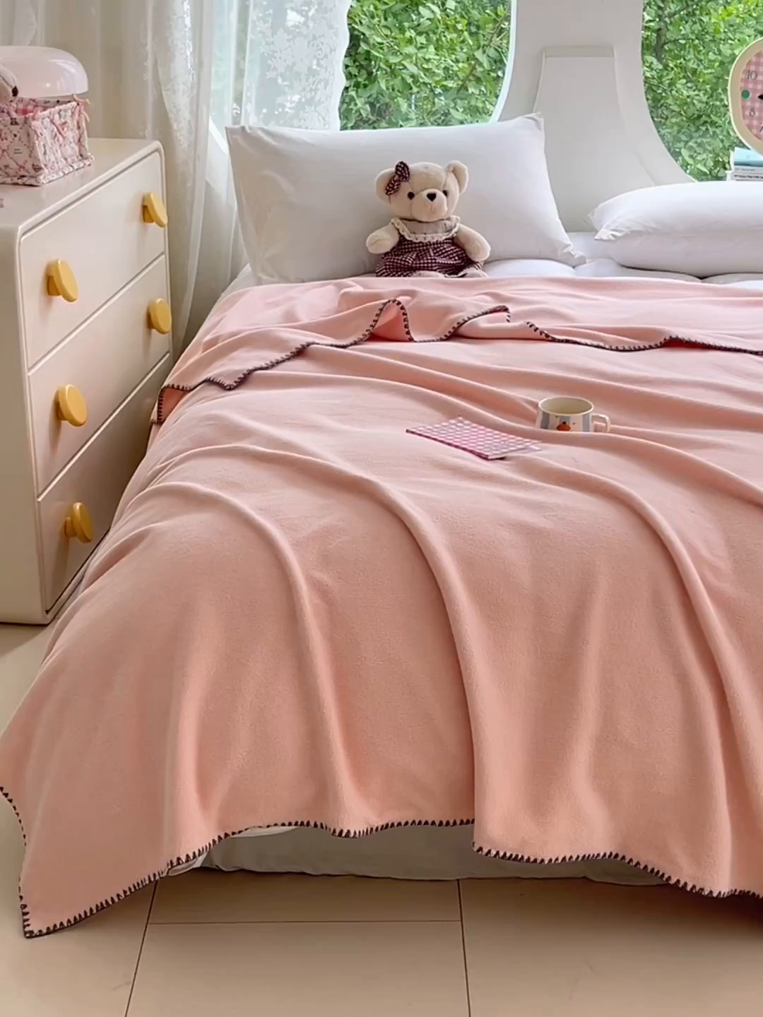 91家纺网 家纺一手货源 找家纺 （总）凯轩毛毯网销专供 2025新款仿羊绒贴布绣毛毯毯子