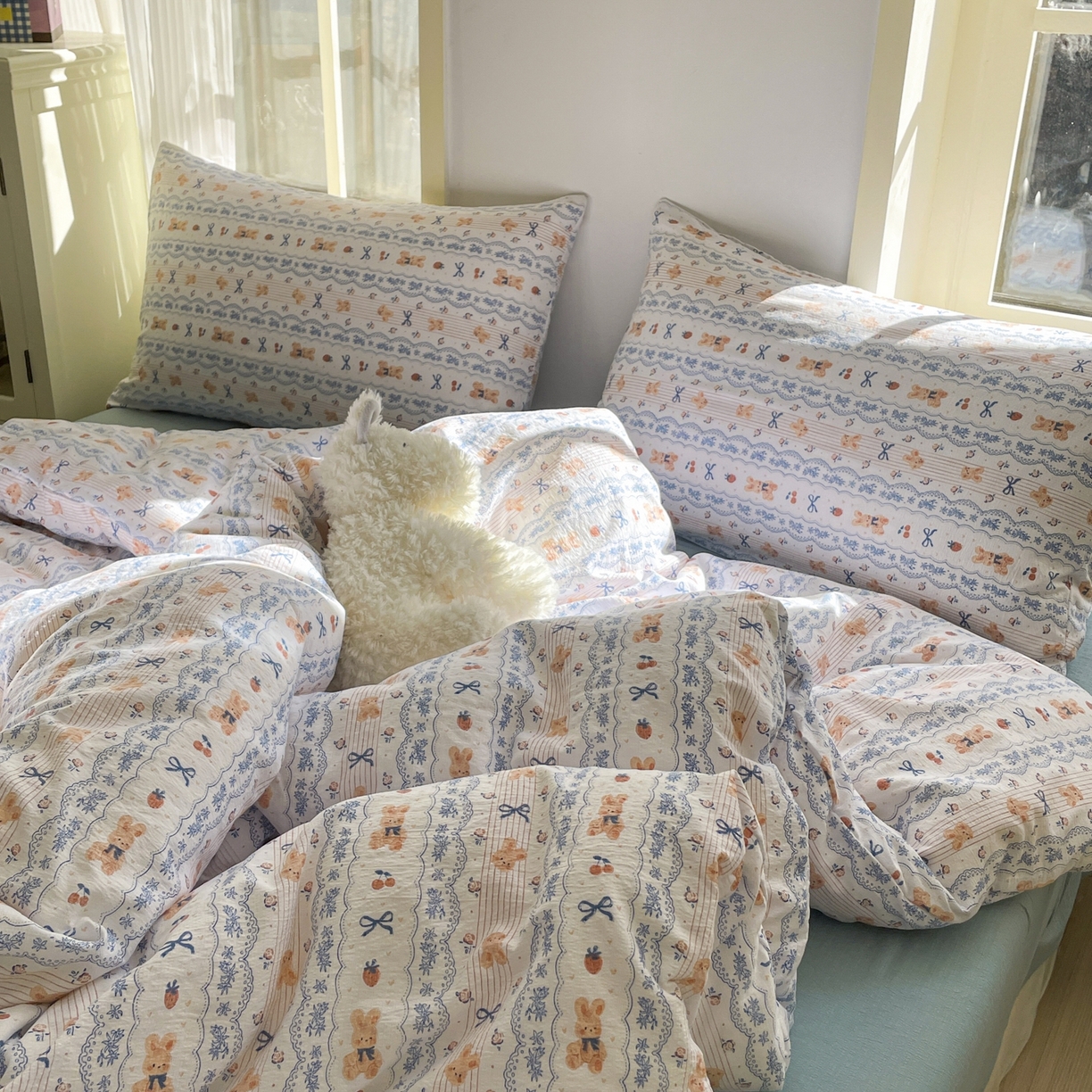 91家纺网 家纺一手货源 找家纺 铺尚美家纺 2025新款云感提花双层纱系列 他和她的兔