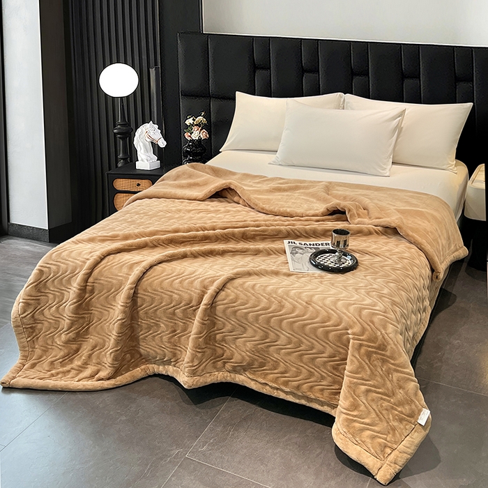 91家纺网 家纺一手货源 找家纺 凯轩毛毯网销专供 2025新款水波纹精品婚庆云毯毛毯 水波纹-奶茶色