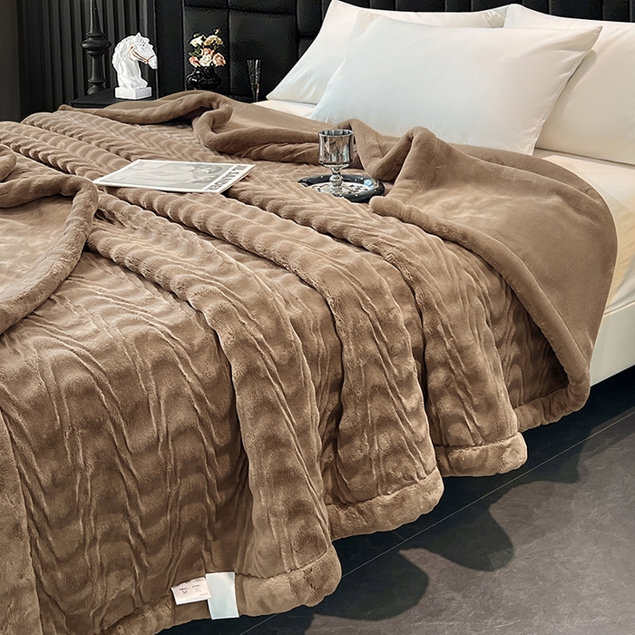 91家纺网 家纺一手货源 找家纺 凯轩毛毯网销专供 2025新款水波纹精品婚庆云毯毛毯 水波纹-咖啡棕