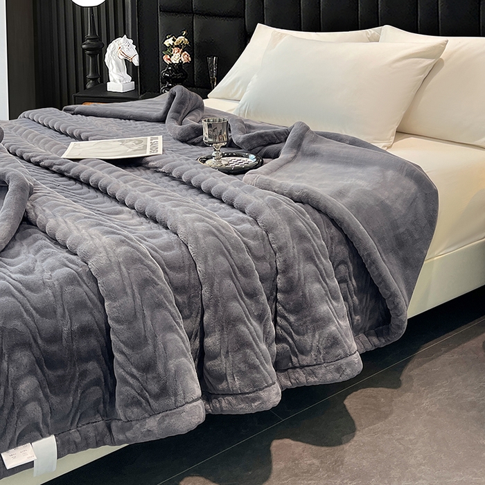 91家纺网 家纺一手货源 找家纺 凯轩毛毯网销专供 2025新款水波纹精品婚庆云毯毛毯 水波纹-绅士灰