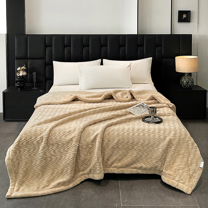 91家纺网 家纺一手货源 找家纺 凯轩毛毯网销专供 2025新款水波纹精品婚庆云毯毛毯 水波纹-燕麦色