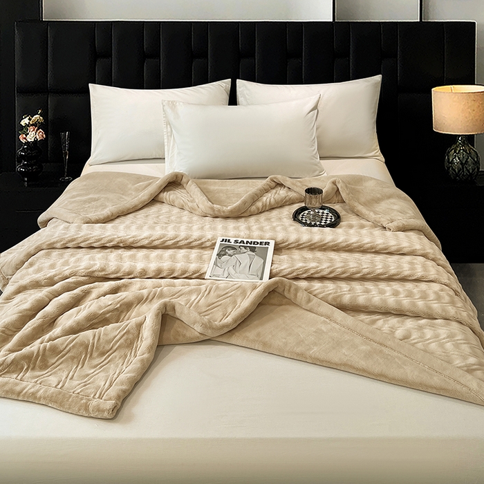 91家纺网 家纺一手货源 找家纺 凯轩毛毯网销专供 2025新款水波纹精品婚庆云毯毛毯 水波纹-燕麦色