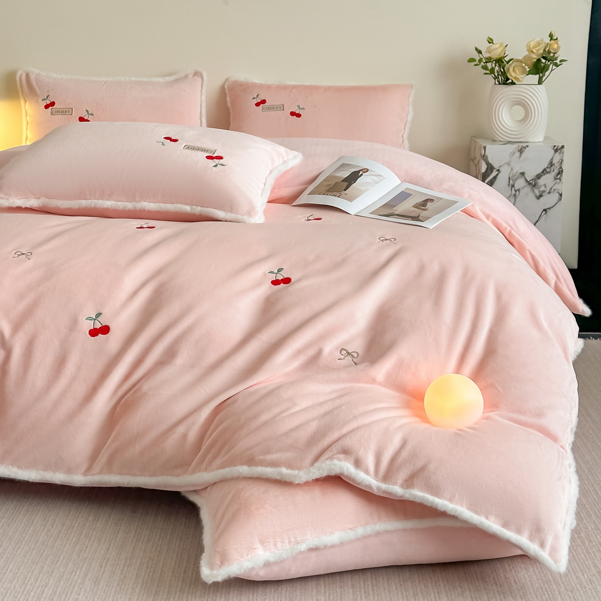 91家纺网 家纺一手货源 找家纺 梓之赫 2025新款A类高密度雪貂绒四件套 公主粉