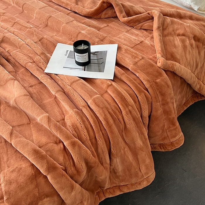 91家纺网 家纺一手货源 找家纺 （总）凯轩毛毯网销专供 2025新款方格精品婚庆云毯毛毯