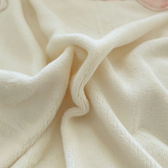 91家纺网 家纺一手货源 找家纺 （总）美洲琳 2025新款高克重全消光贴布绣花牛奶绒四件套