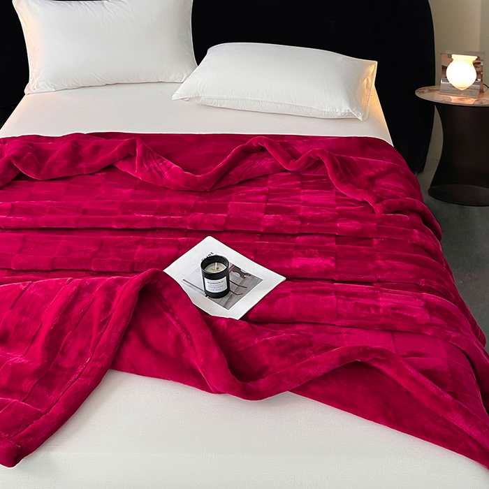 91家纺网 家纺一手货源 找家纺 凯轩毛毯网销专供 2025新款方格精品婚庆云毯毛毯 方格-玫瑰红