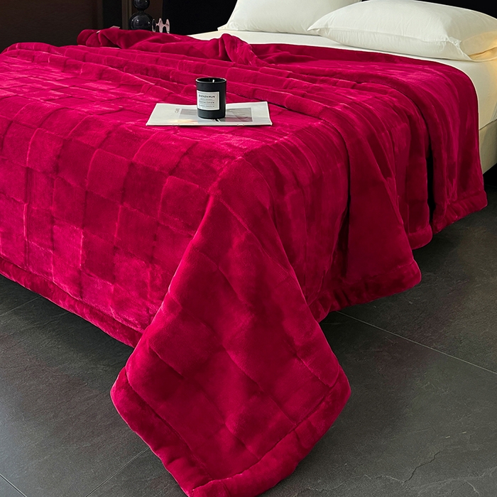 91家纺网 家纺一手货源 找家纺 凯轩毛毯网销专供 2025新款方格精品婚庆云毯毛毯 方格-玫瑰红