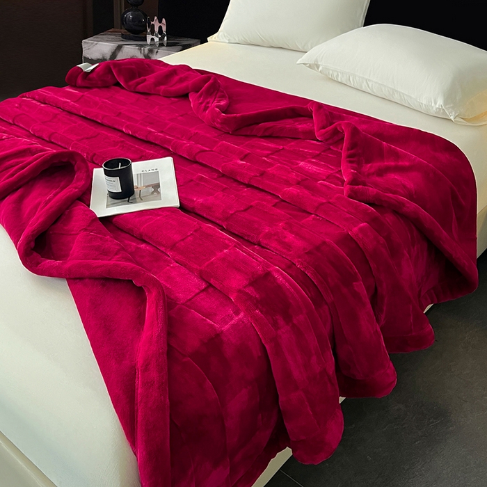 91家纺网 家纺一手货源 找家纺 凯轩毛毯网销专供 2025新款方格精品婚庆云毯毛毯 方格-玫瑰红