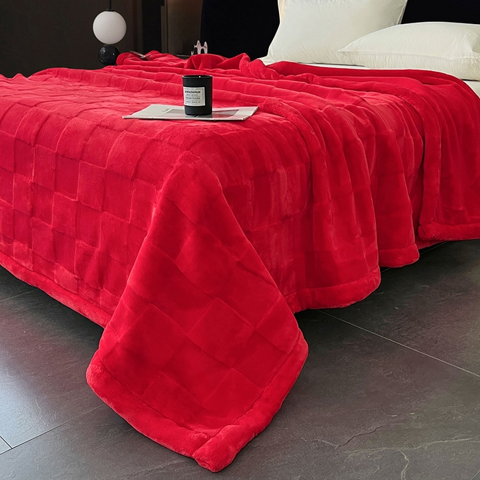 91家纺网 家纺一手货源 找家纺 凯轩毛毯网销专供 2025新款方格精品婚庆云毯毛毯 方格-朱砂红