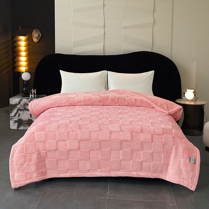 凯轩毛毯网销专供 2025新款方格精品婚庆云毯毛毯 方格-樱花粉