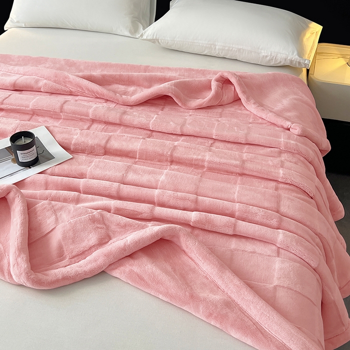 91家纺网 家纺一手货源 找家纺 凯轩毛毯网销专供 2025新款方格精品婚庆云毯毛毯 方格-樱花粉