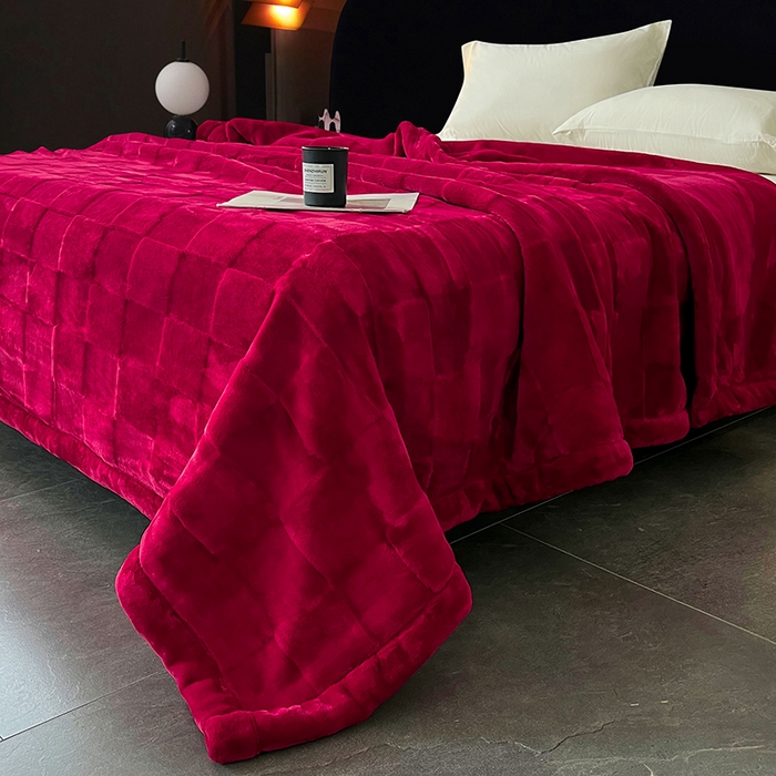 91家纺网 家纺一手货源 找家纺 凯轩毛毯网销专供 2025新款方格精品婚庆云毯毛毯 方格-玫瑰红